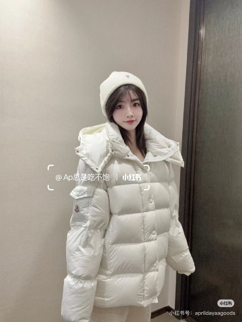 몽클레르 후드 쇼트 패딩 재킷 - 겨울패딩 레플리카 참고 이미지